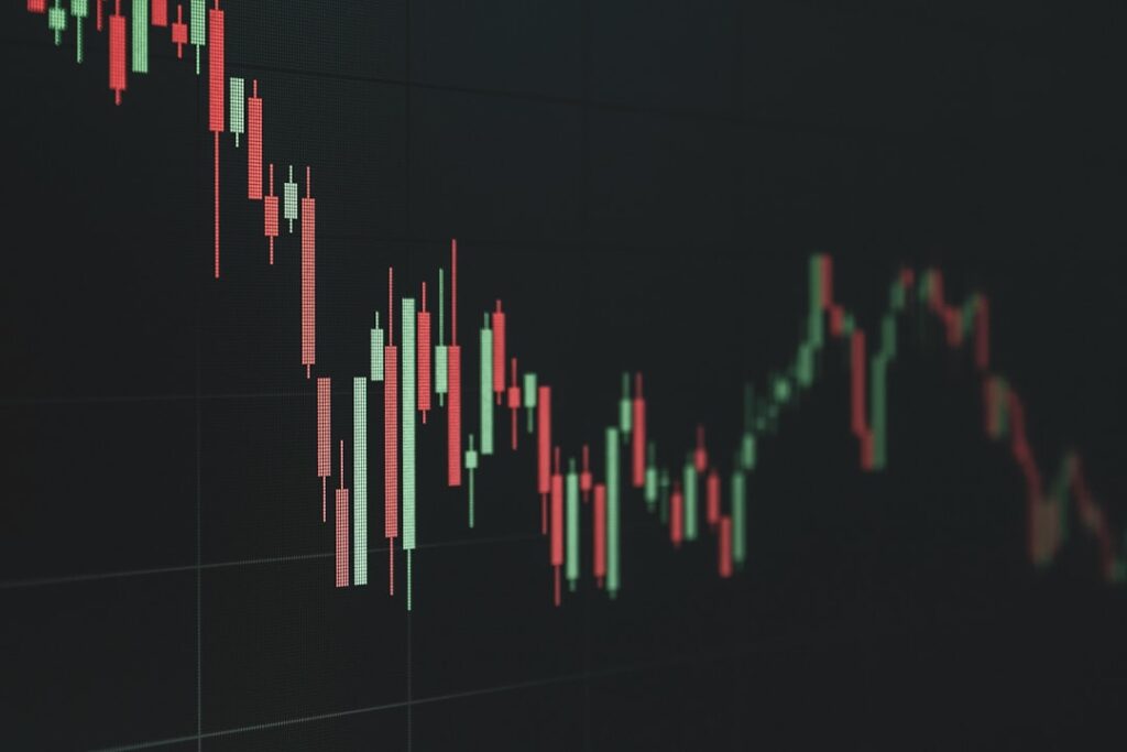 XRP Declines 2.7% Below Key Support Level